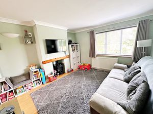 Lounge- click for photo gallery